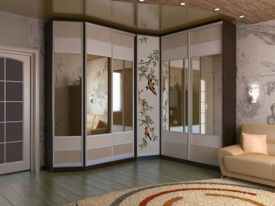 Угловой шкаф-купе «Каймари»